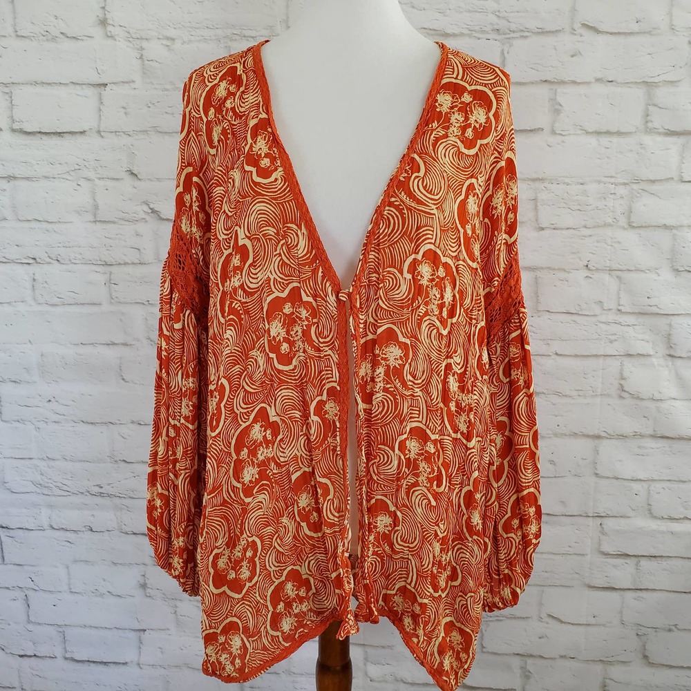 Free People Crinkle Chiffon Kimono Size M/L Pockets Orange Floral Balloon Sleeve